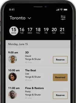 Mobile app interface showing fitness class schedule.